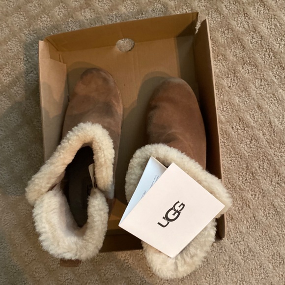 UGG Boots Shearling -Fair Condition - Picture 15 of 16